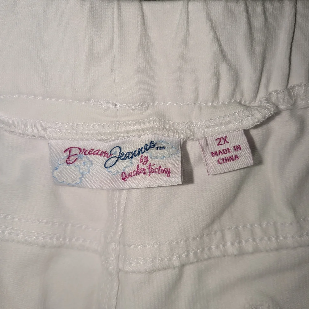 Dream Jeanwee by Quacker Factory White Pull-On Pants - Picture 2 of 14